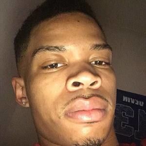 Meet your Posher, Devin